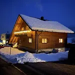 Karawankenblick Daire *